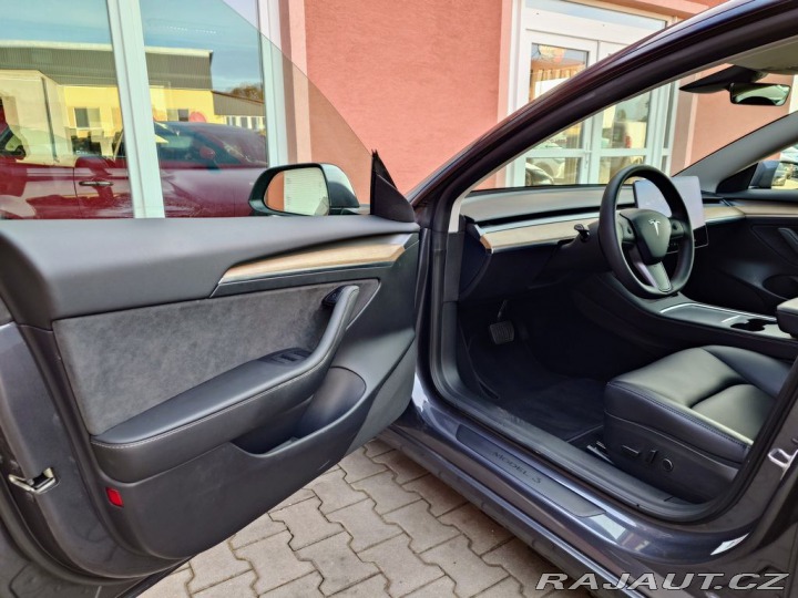 Tesla Model 3 Long Range D.M 366 PRODÁN 2021