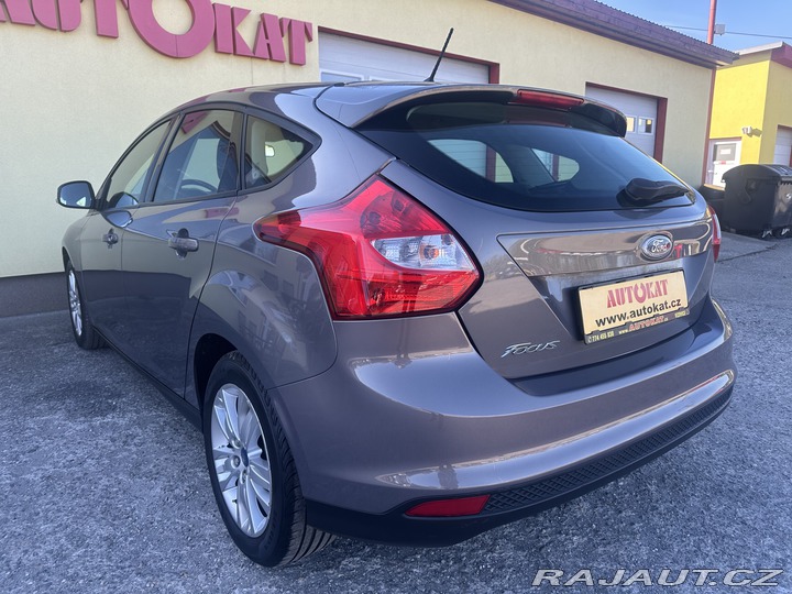 Ford Focus 1.6i 92kW/1MAJ/ESP/Top 2011