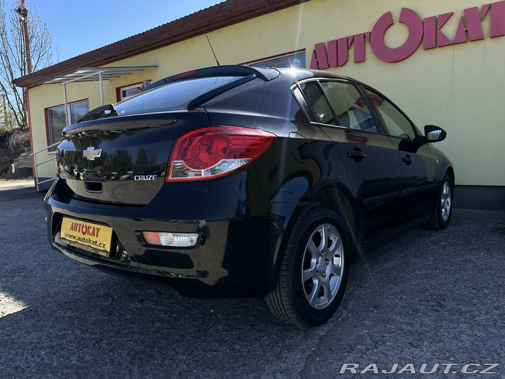 Chevrolet Cruze 2.0 VCDi/1MAJ/ČR/91tisKM/ 2013