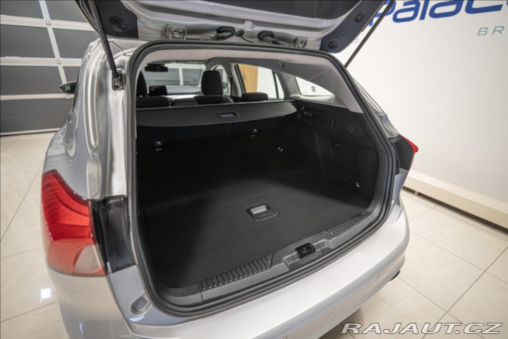 Ford Focus 1,5 TDCi NAVI VÝHŘEV VOLA 2020