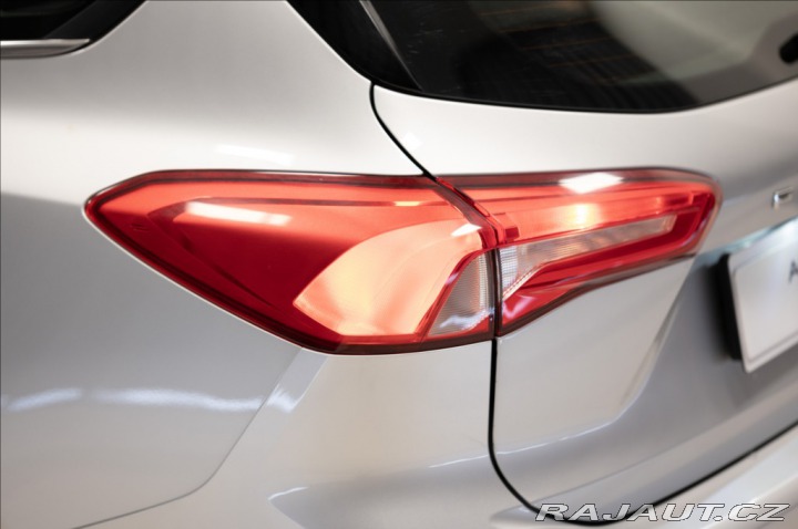 Ford Focus 1,5 TDCi NAVI VÝHŘEV VOLA 2020