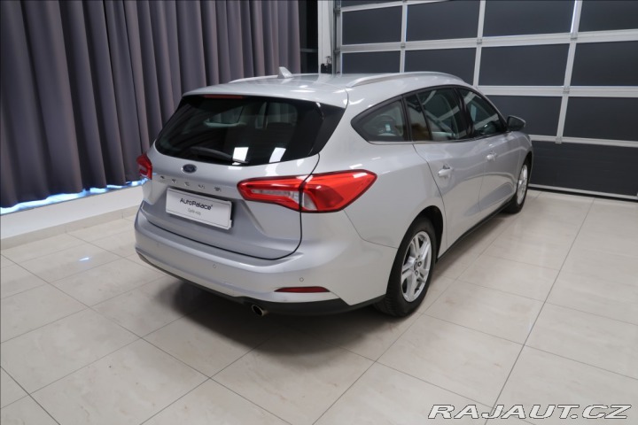 Ford Focus 1,5 TDCi NAVI VÝHŘEV VOLA 2020