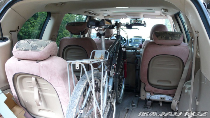Kia Carnival  2008