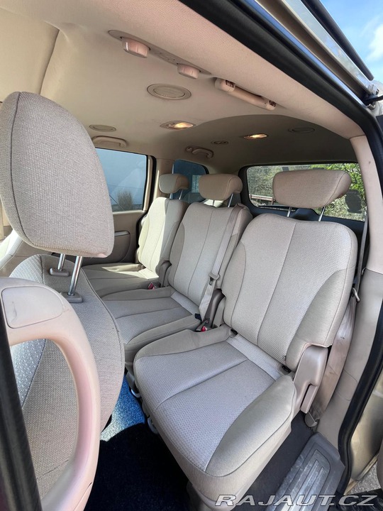 Kia Carnival  2008