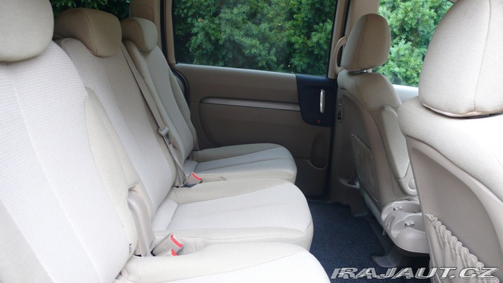 Kia Carnival  2008