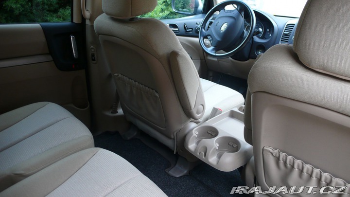 Kia Carnival  2008