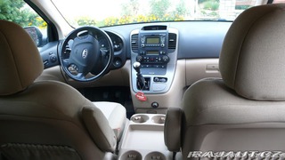 Kia Carnival  2008