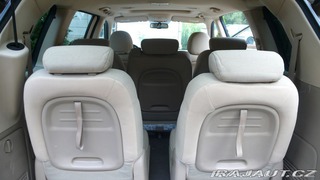 Kia Carnival  2008