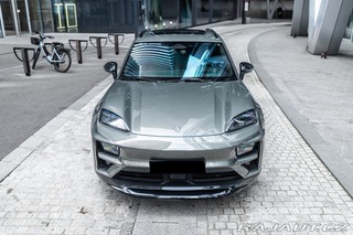 Porsche Macan Turbo Electric 2024