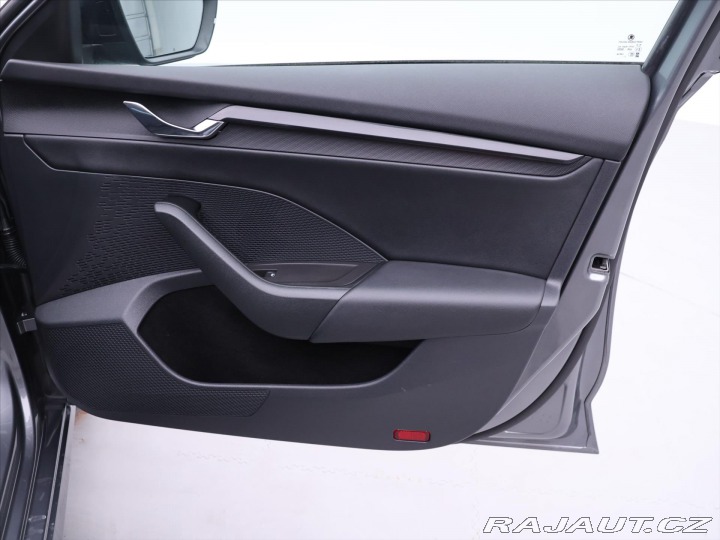 Škoda Octavia 2,0 TDI DSG Sportline DPH 2023