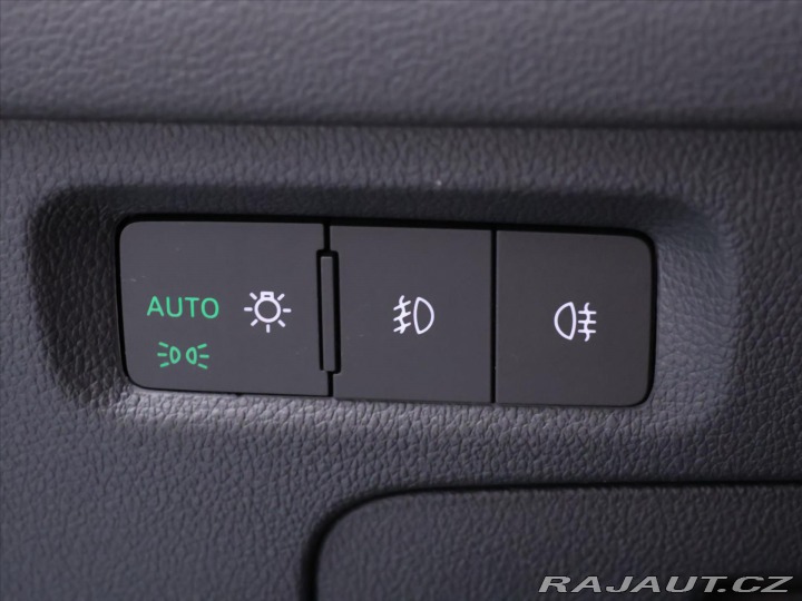 Škoda Octavia 2,0 TDI DSG Sportline DPH 2023