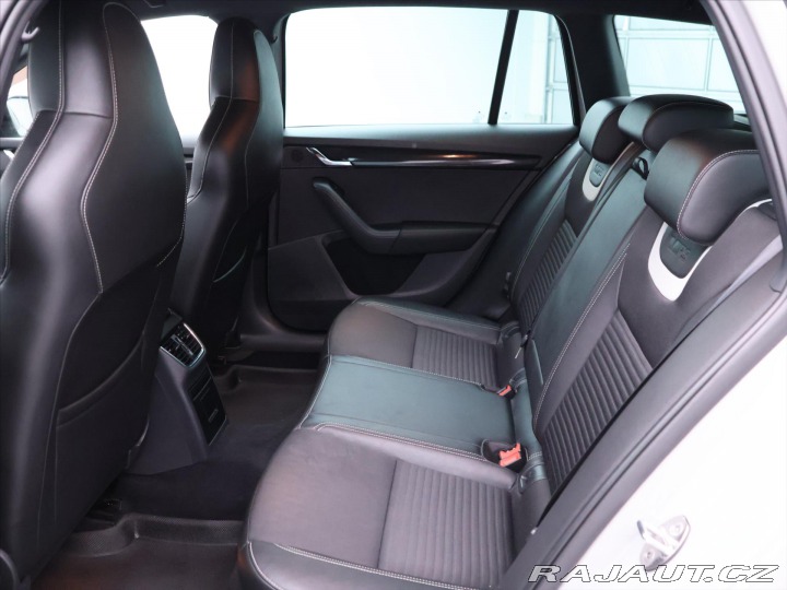 Škoda Octavia 2,0 TDI 135kW DSG Webasto 2014