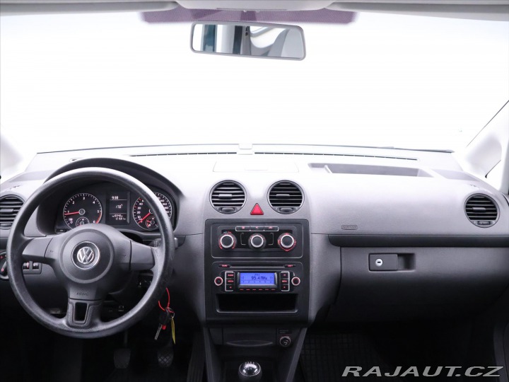 Volkswagen Caddy 1.6 TDI Kima Tažné 1.Maj. 2011