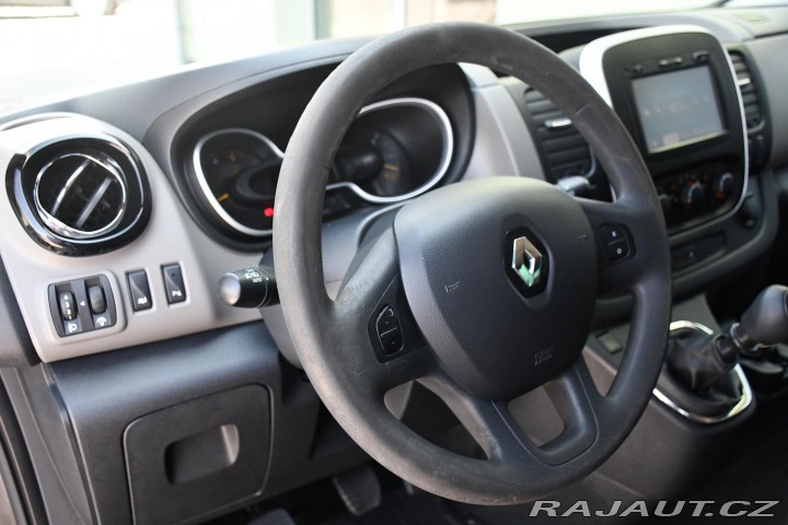 Renault Trafic 1.6dCi 8.MÍST TAŽNÉ ČR 2015
