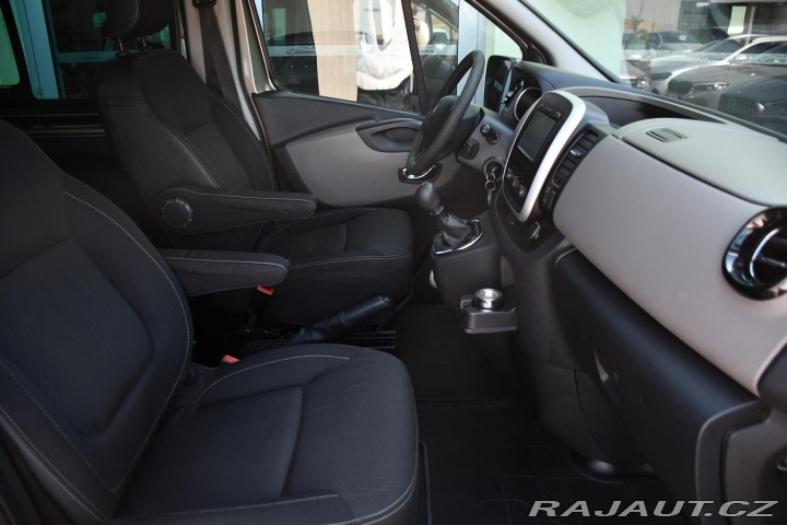 Renault Trafic 1.6dCi 8.MÍST TAŽNÉ ČR 2015