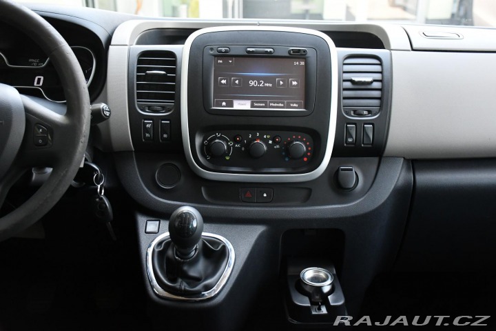 Renault Trafic 1.6dCi 8.MÍST TAŽNÉ ČR 2015