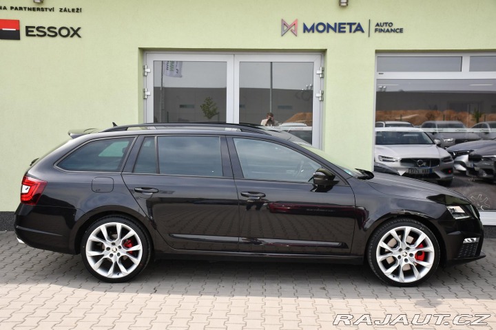 Škoda Octavia 2.0TSi 169kW RS DCC 2xALU 2017
