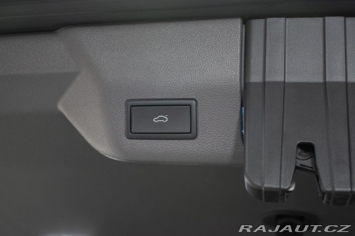 Volkswagen Multivan 2.0 TDI LONG*DSG*TAŽNÉ*DP 2023