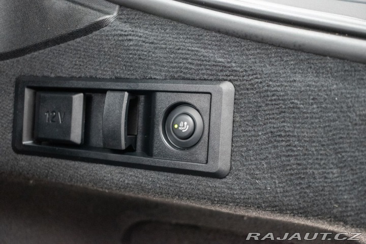 BMW 4 420d xD ///M*TAŽNÉ*ZÁRUKA 2024