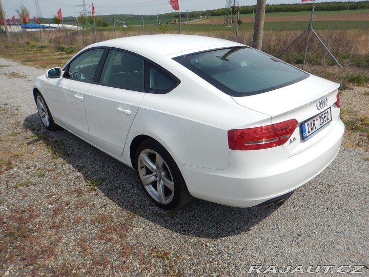 Audi A5 2.0 TDI, MANUÁL, DIGIKLIM 2012