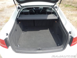 Audi A5 2.0 TDI, MANUÁL, DIGIKLIM 2012
