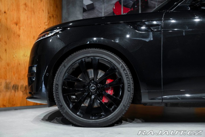 Land Rover Range Rover Sport Dynamic SE Hybrid 2025