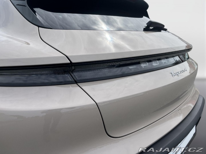 Porsche Taycan 4 Cross Turismo 2024