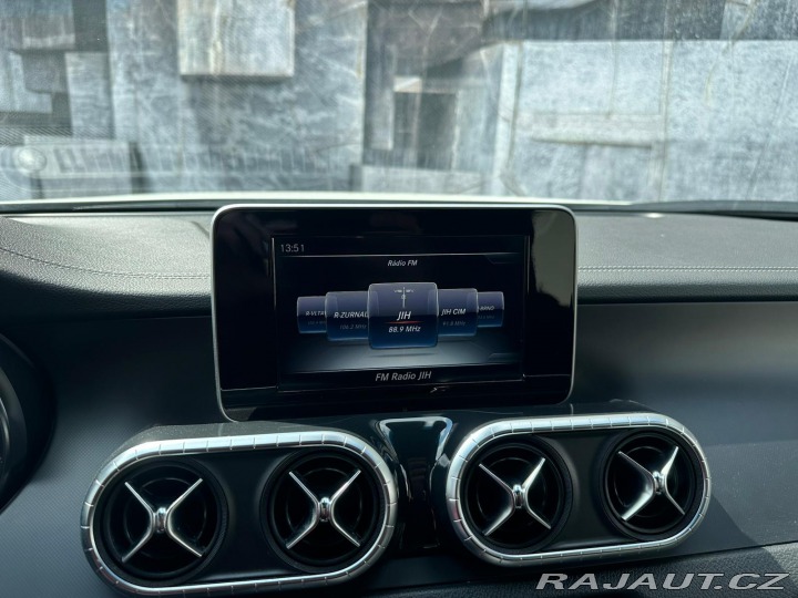 Mercedes-Benz X X, 220D, 120KW, 360 ° 2019