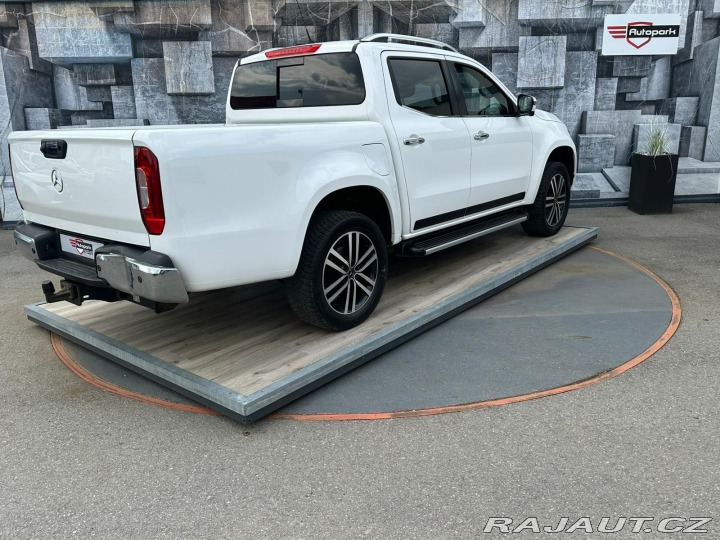 Mercedes-Benz X X, 220D, 120KW 1800