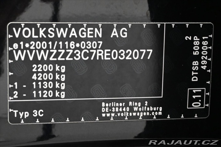 Volkswagen Passat 2,0 TDI 110 kW DSG Busine 2024