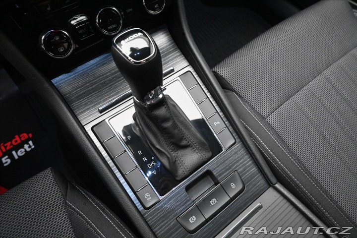 Škoda Superb 2,0 TDI 110 kW DSG Style 2023
