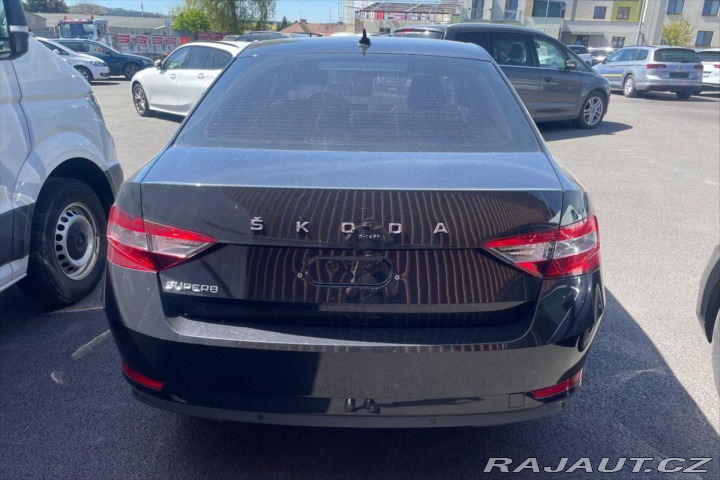 Škoda Superb 2,0 TDI 110 kW DSG Style 2023