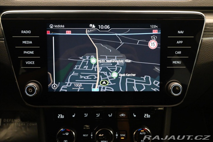 Škoda Superb 2,0 TDI 110 kW DSG Style 2021