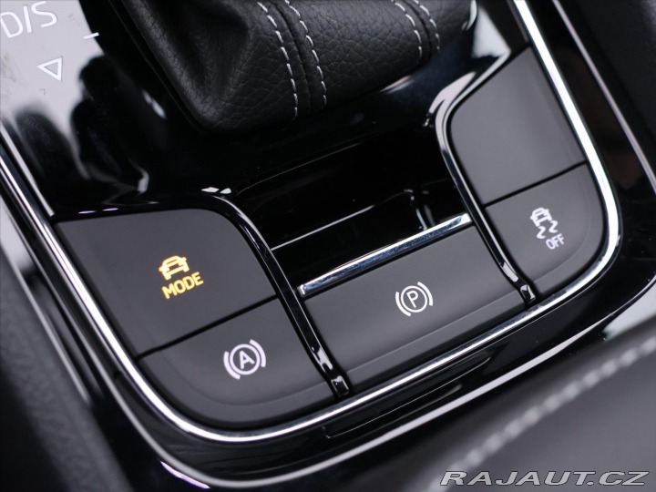 Škoda Karoq 1,5 TSi Sportline DSG 1ma 2025
