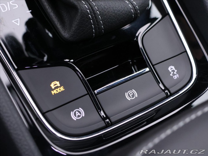 Škoda Karoq 1,5 TSi Sportline DSG 1ma 2025