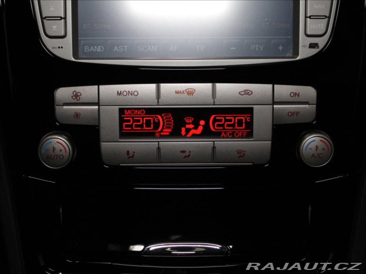 Ford Mondeo 2,2 TDCi 129kW Titan-S 2. 2010