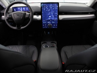 Ford Mustang Mach-E 0,1 75kWh 300koní 2023