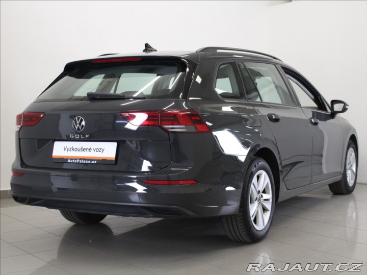 Volkswagen Golf 1,0 TSi 81kW Life Var.64t 2023