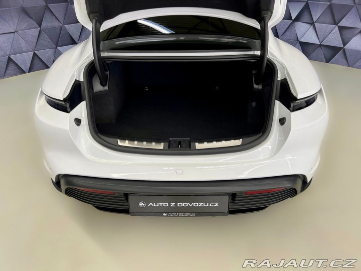 Porsche Taycan 4S PERFORMANCE, VZDUCH, B 2023
