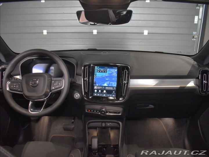 Volvo XC40 2,0 B4  Ultra 2026