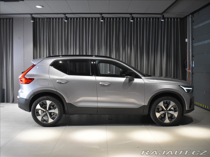 Volvo XC40 2,0 B4  Ultra 2026