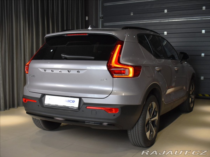 Volvo XC40 2,0 B4  Ultra 2026