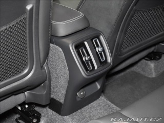 Volvo XC40 2,0 B4  Ultra 2026