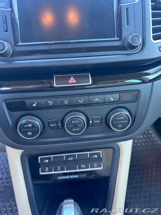 Volkswagen Sharan 2,0   2. Majitel, servisn 2016
