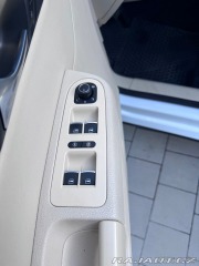 Volkswagen Sharan 2,0   2. Majitel, servisn 2016