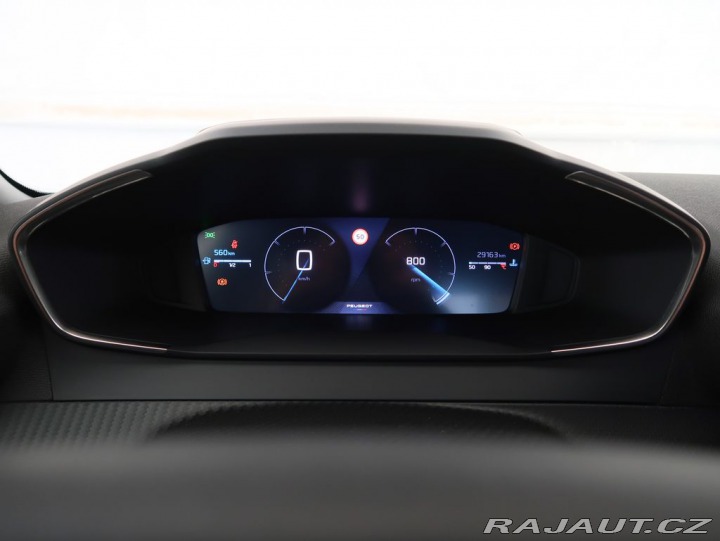 Peugeot 2008 1.2PureTech,74kW,ALLURE,M 2025