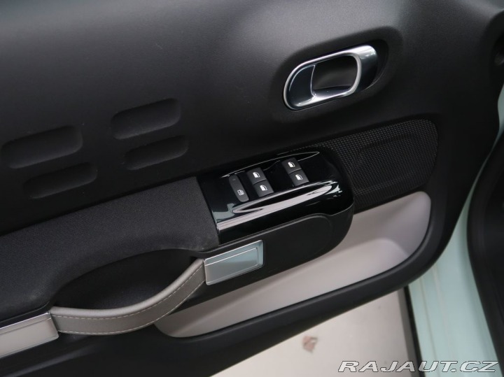 Citroën C3 1.2PureTech,81kW,SHINE,AT 2017