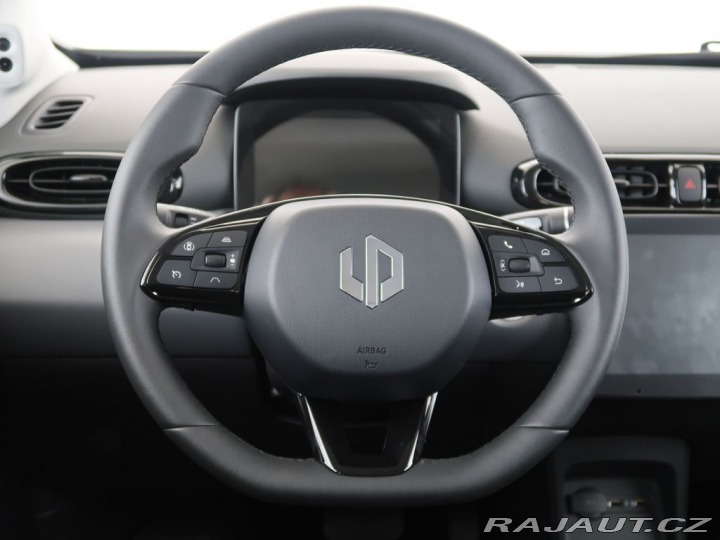 Ostatní značky Ostatní modely Leapmotor T03 70kW,CZ,1Maj,Dojezd 394 k 1800