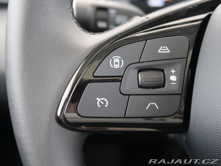 Ostatní značky Ostatní modely Leapmotor T03 70kW,CZ,1Maj,Dojezd 394 k 1800