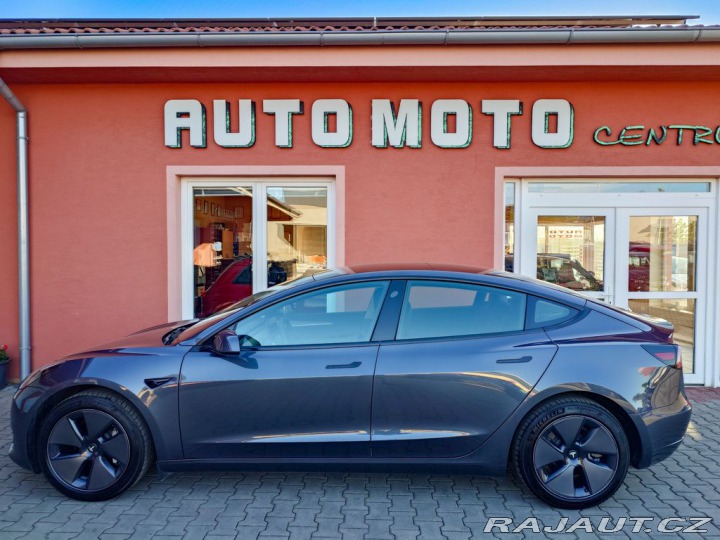Tesla Model 3 Standard Range Plus 208 k 2022